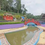 RedDoorz Resort Syariah @ Batu Apung Purwakarta
