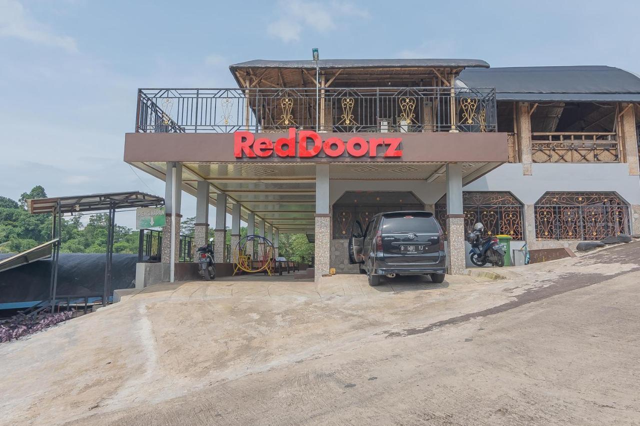 Reddoorz Syariah @ Batu Apung Purwakarta