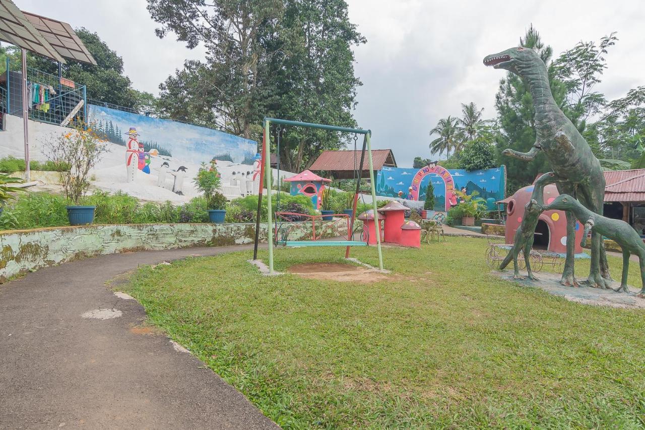 Wisma tamu Reddoorz Syariah @ Batu Apung Purwakarta